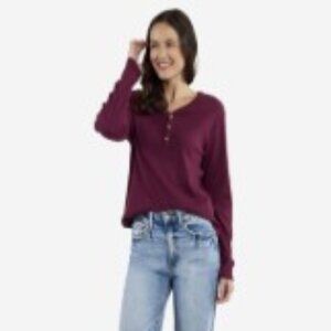 Mia & Tess Burgandy Ribbed Henley Top - size L - NWT